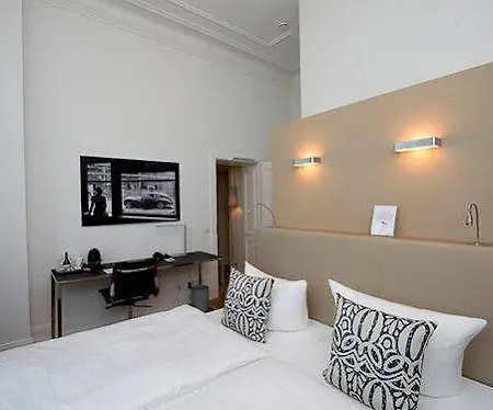 Отель Boutiquehotel Dreesen - Godesberg 4*